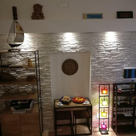 4 Via Valona - Executive Luxury Apartment Bari Esterno foto