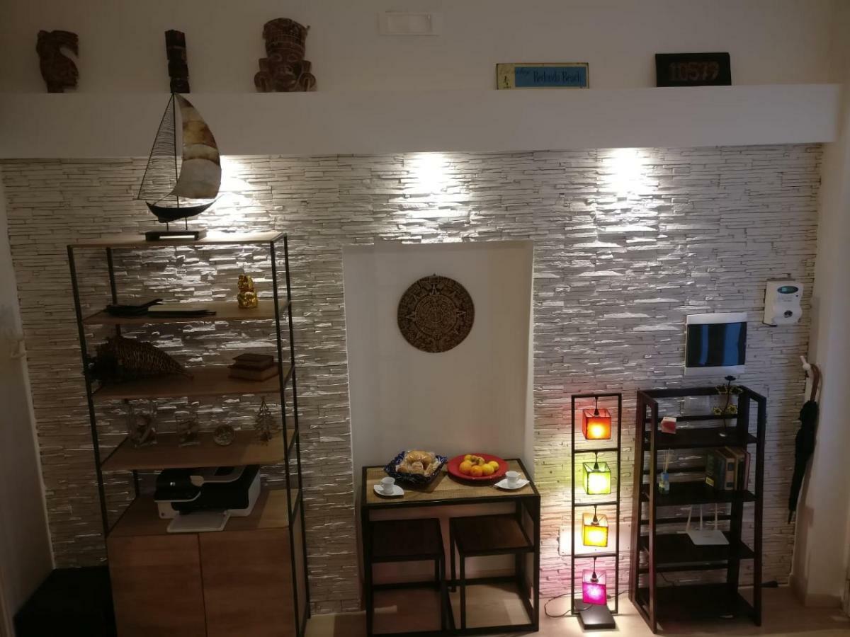 4 Via Valona - Executive Luxury Apartment Bari Esterno foto